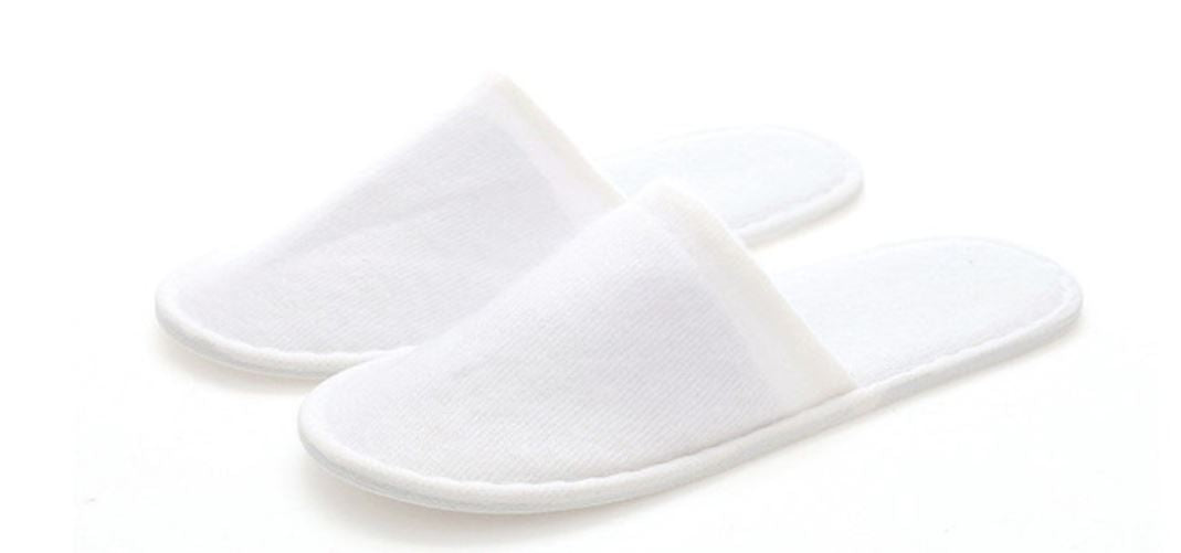 Thick Foam Ordinary White Slippers