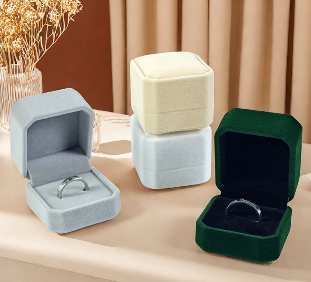 Velvet Ring Box