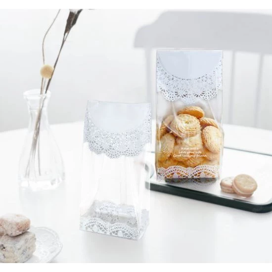 White Lace Design Pastry Bag